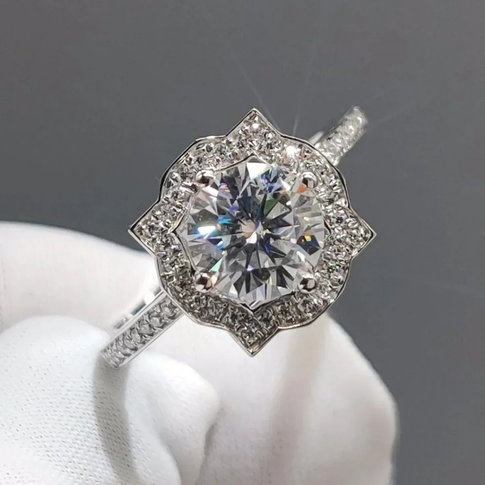 Certified 1ct. t.w. Moissanite Diamond Vinatge Halo Wedding Engagement Ring NEW